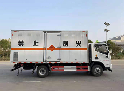 英山爆破器材运输车